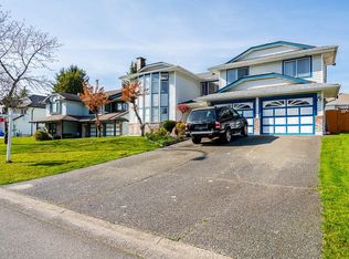 14317 89a Ave, Surrey, BC V3V7T1