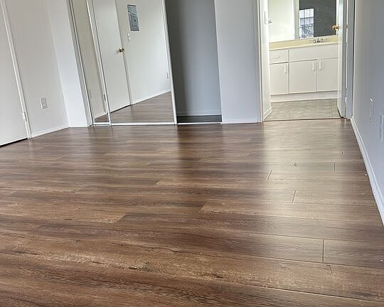 5th image of 710 Crenshaw Blvd #201