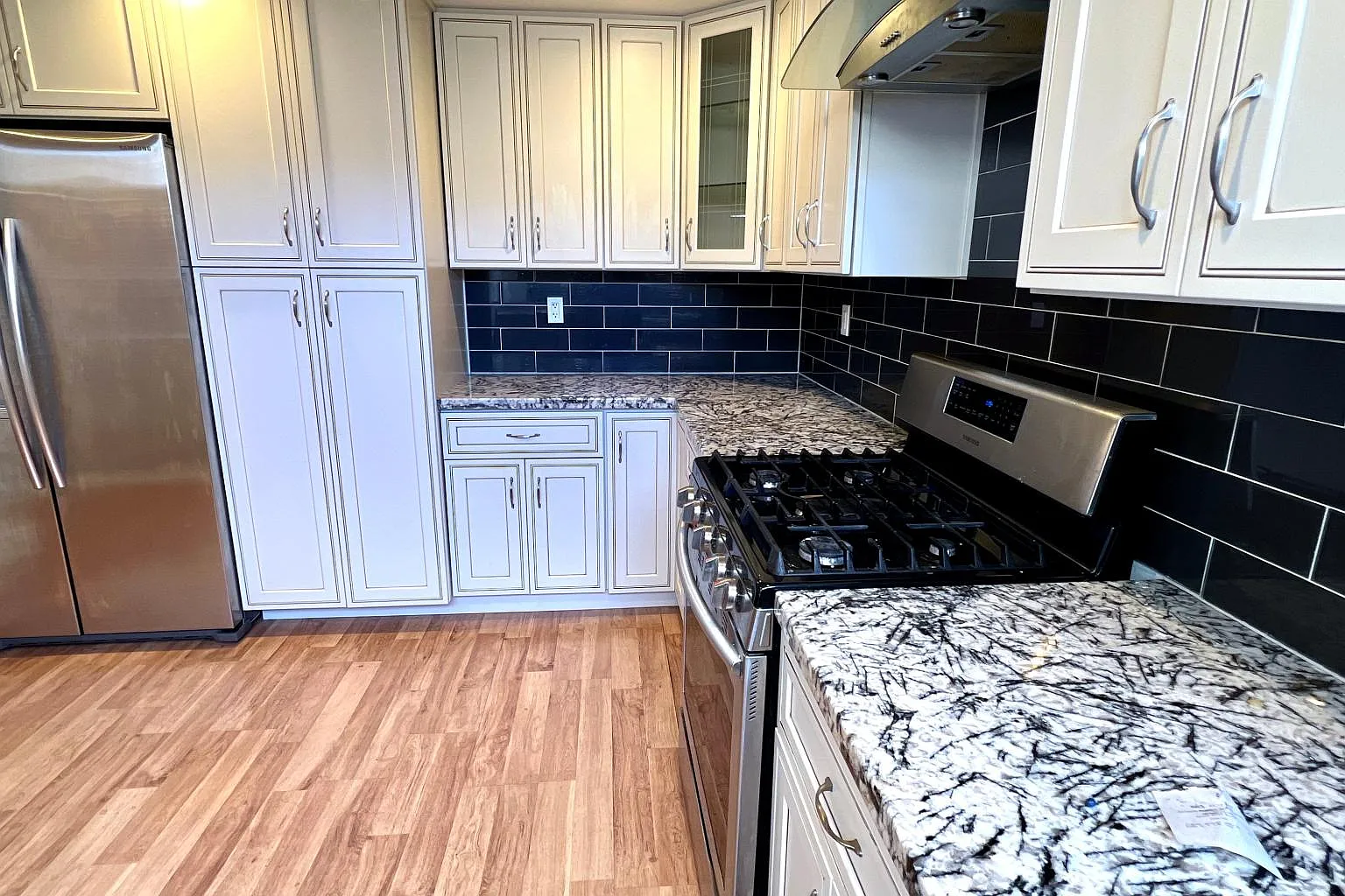 3 bed, 2.5 bath, 1734 sqft, $3,400 — Photo 3