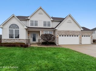 408 Bennett Dr, North Aurora, IL 60542