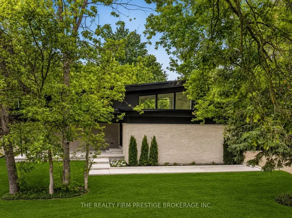 152 Saint Andrew St N, Saint Marys, ON N4X 1C5