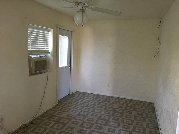 3rd image of 325 Hazelwood Ave S