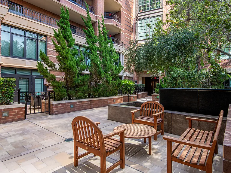 500 W Harbor Dr #1502 — Photo 59