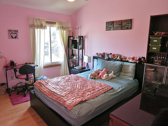 3rd image of 13586 W Fountain Ct