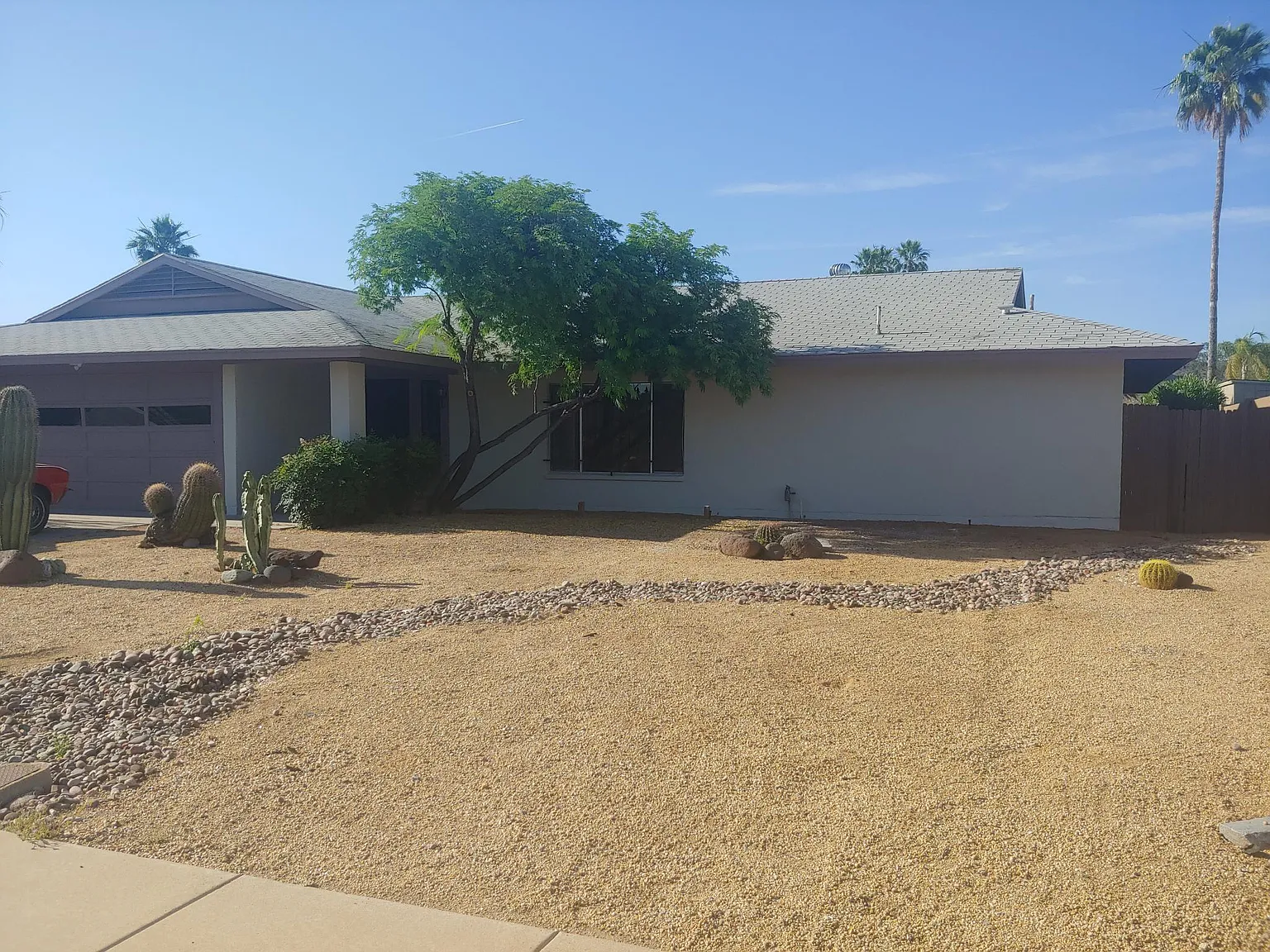 3 bed, 2137 sqft, $2,300 — Photo 1