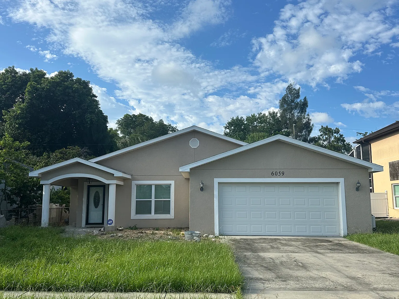 3 bed, 1600 sqft, $2,900 — Photo 1