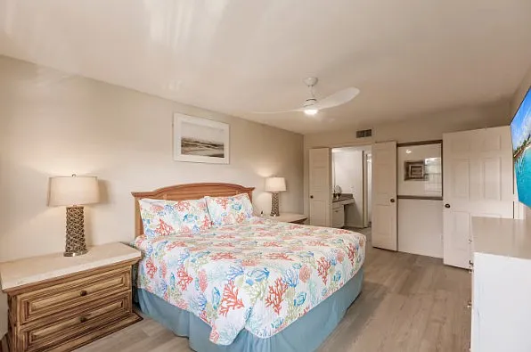 600 Neapolitan Way #339 — Photo 13