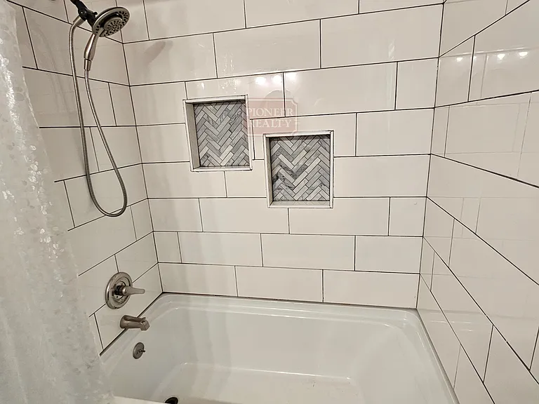 5305 Hill Dr — Photo 17