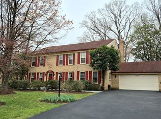 9916 Glenolden Dr, Rockville, MD 20854