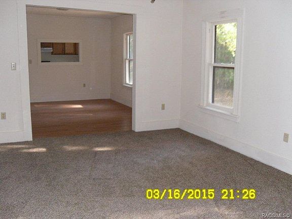 5th image of 415 NE 11th St