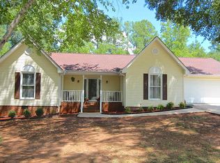 281 Cedardale Dr, Griffin, GA 30224
