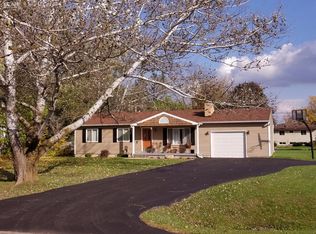 5360 River Ridge Dr, Flushing, MI 48433