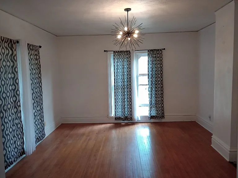 303 S 3rd St #2 — Photo 5