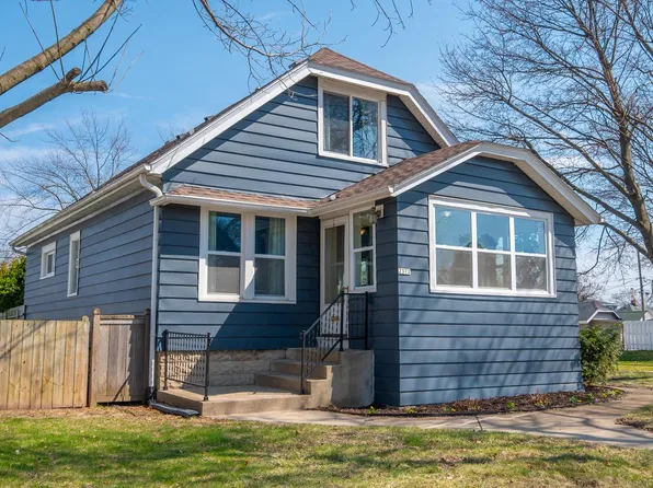 2372 South 66th STREET, West Allis, WI 53219