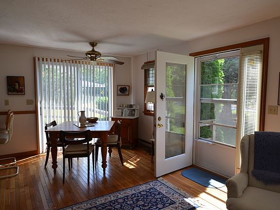 5th image of 71 Norris Ave