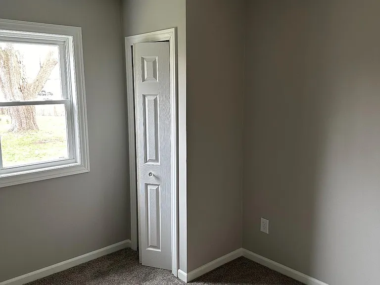 4050 Old King Rd #B — Photo 14