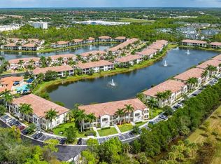 15102 Palmer Lake Cir UNIT 105, Naples, FL 34109