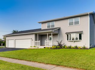 1238 Hillview Dr, Lemont, IL