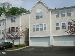 1907 Eaton Ct, Danbury, CT 06810