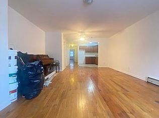 195 E 40th St #1, Brooklyn, NY 11203