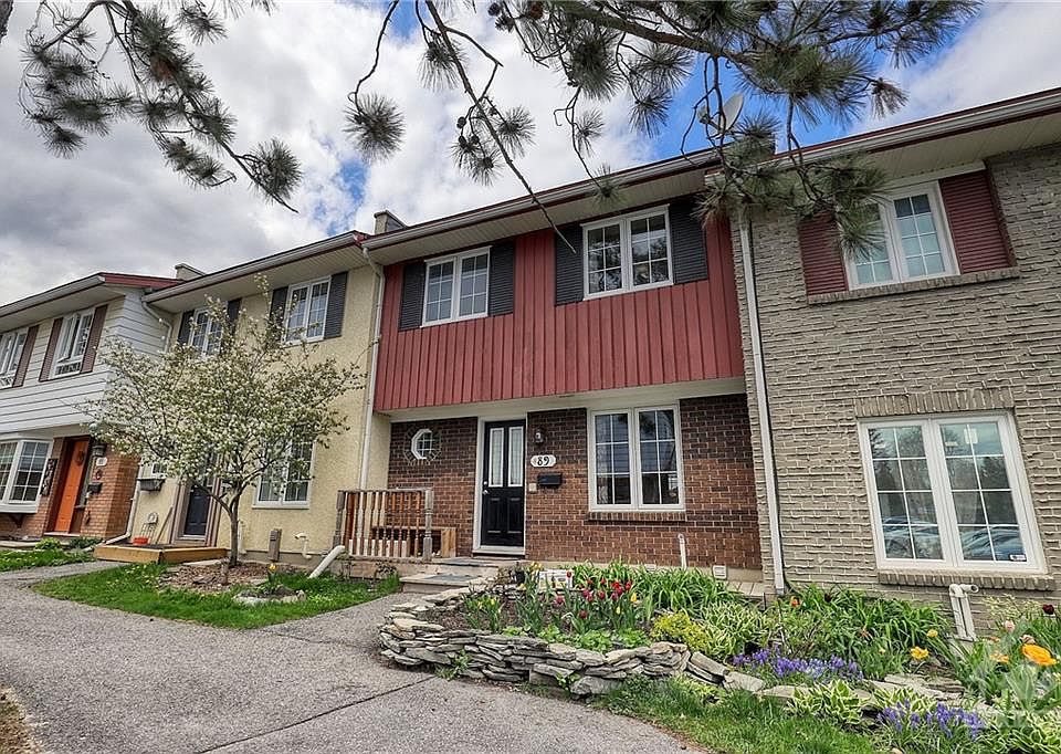 1st image of 89 Monterey Dr
