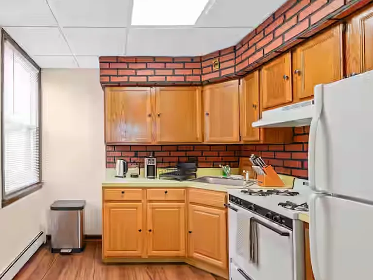323 Hoboken Rd #1 — Photo 5