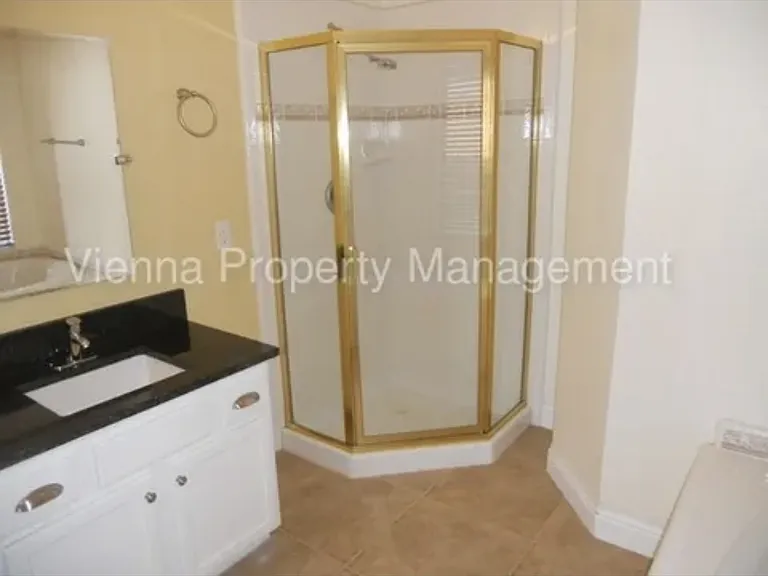 18 Striped Moss Ct — Photo 13