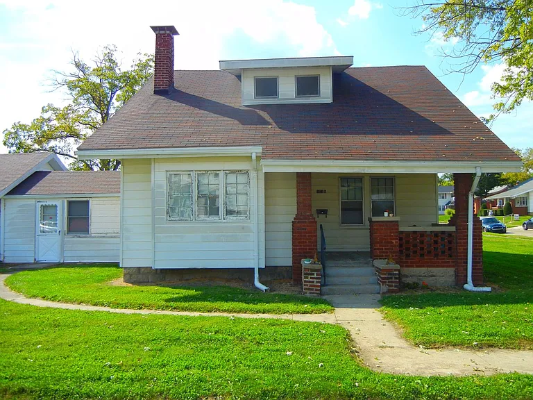 101 S College Ave — Photo 7