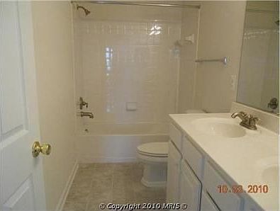 3rd image of 2268 Crabapple Ct
