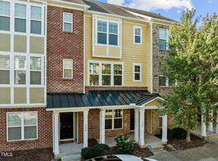 324 Dove Cottage Ln, Cary, NC 27519