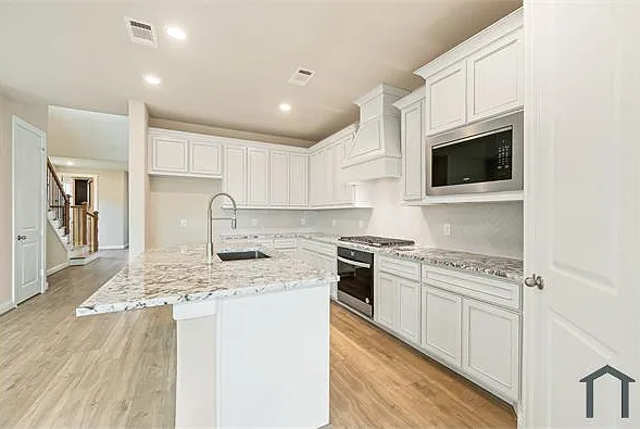 721 Ocean Palms Dr — Photo 17