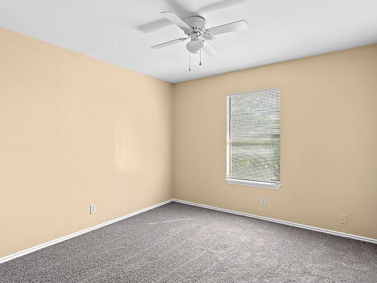 Northridge Apartments — Photo 19