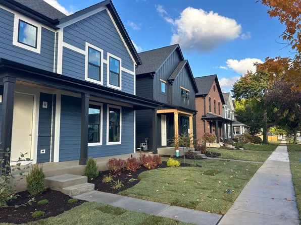 4 E Slade St, Palatine, IL 60067