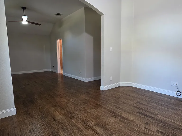 9705 Dragonfly Dr — Photo 15