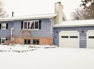 103 Emerald Cir, Rochester, NY 14623