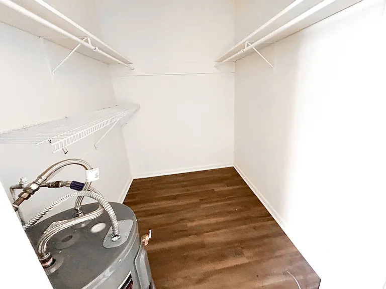 2014 Linden Ave #14 — Photo 8