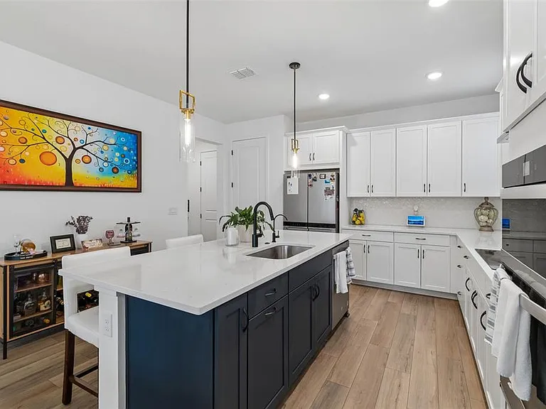 2021 Amelia Bay Pl — Photo 13