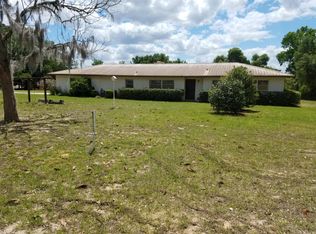 17278 SE 27th Place Rd, Ocklawaha, FL 32179