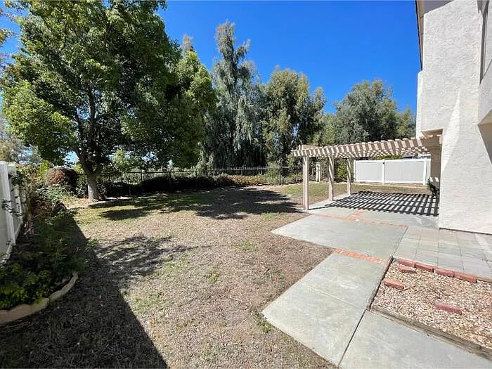 41547 Yankee Run Ct — Photo 33