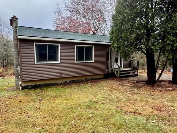 381 Town Farm Rd, Warren, MA 01083