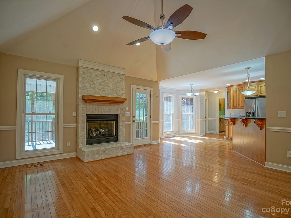 306 N Enochville Ave Kannapolis, NC, 28081 Apartments for Rent Zillow