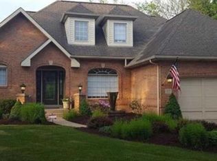 122 Bel Aire Dr, Monroeville, PA