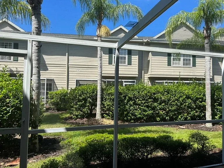 7750 Plantation Cir — Photo 12