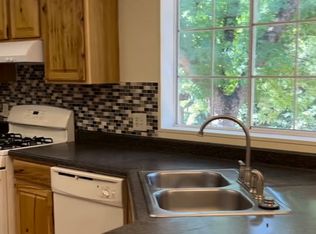 12919 Fargo Ln, Redding, CA 96003