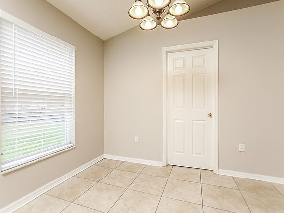 5th image of 1168 Welch Hill Cir
