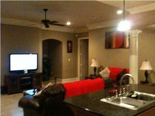 5th image of 1007 Renella Simon Dr