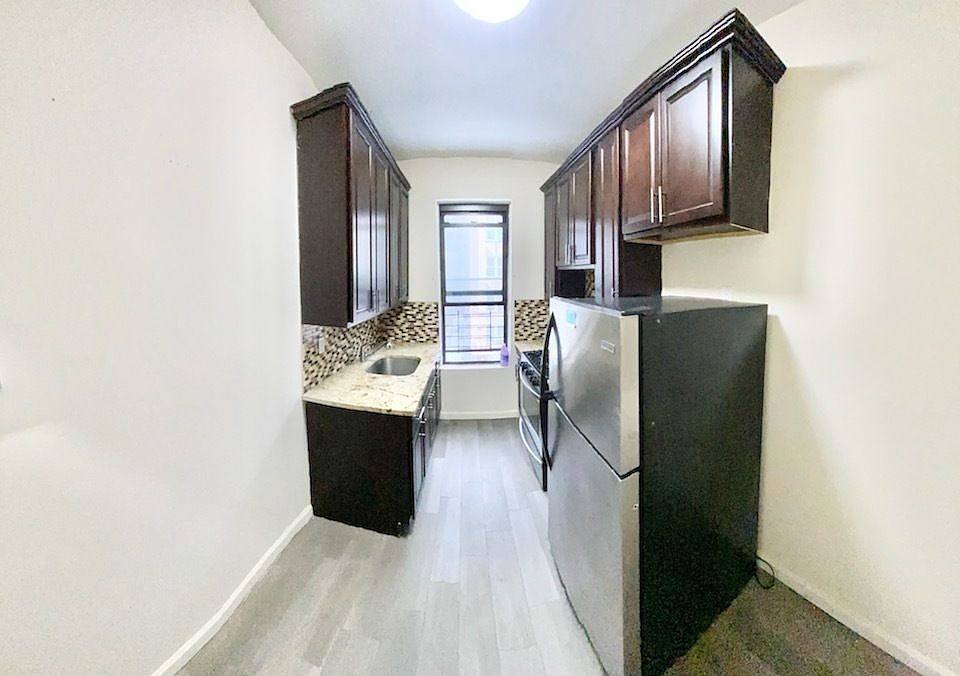 1st image of 485 E 21st St #3V