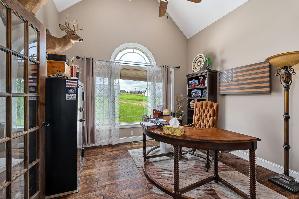 next background image