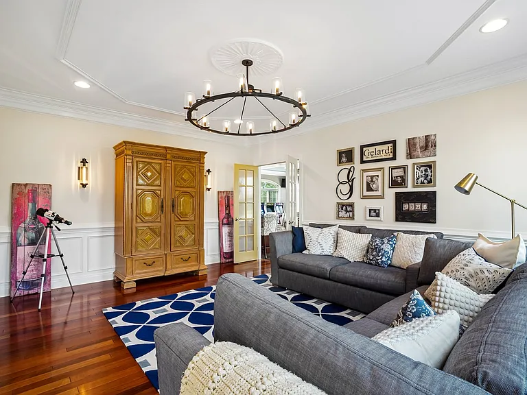 3 Balmoral Dr — Photo 5