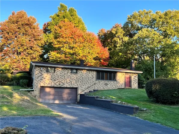 16594 Valley Dr, East Liverpool, OH 43920